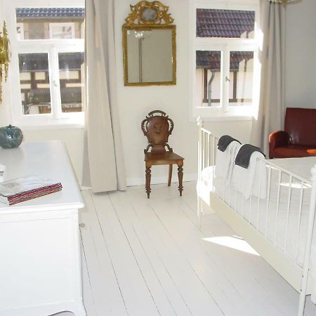 Robert'S Bed & Breakfast Helmarshausen 外观 照片