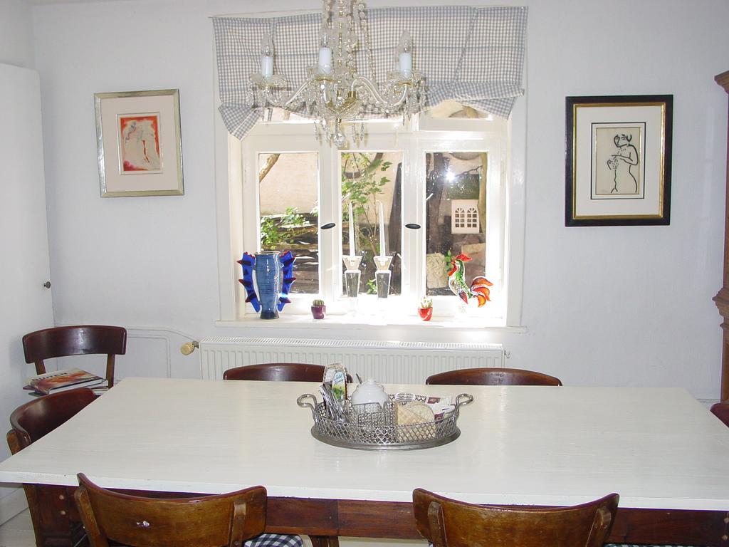 Robert'S Bed & Breakfast Helmarshausen 外观 照片