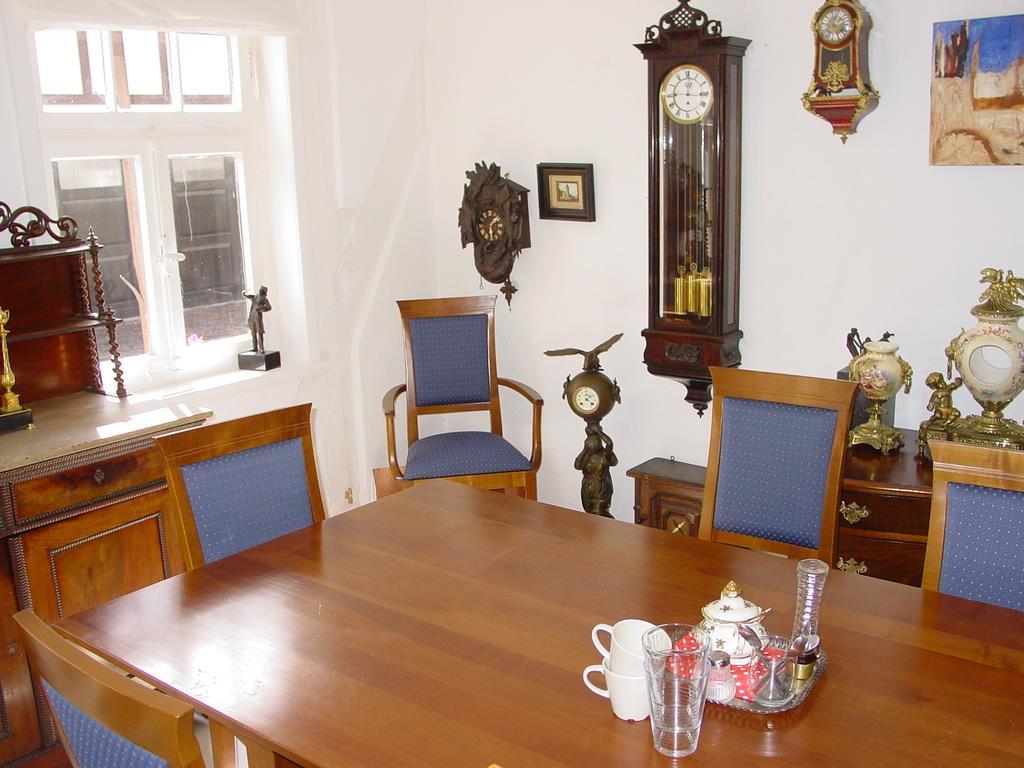 Robert'S Bed & Breakfast Helmarshausen 外观 照片