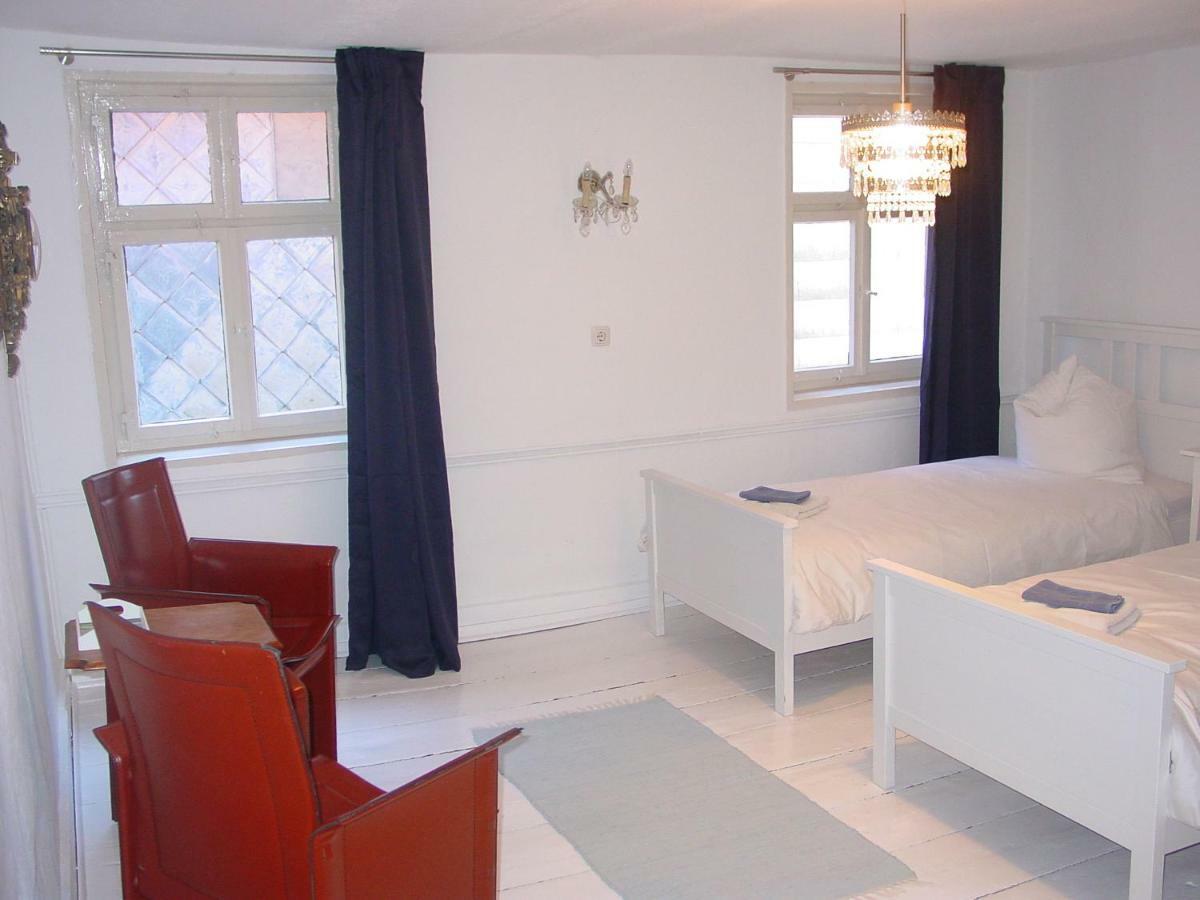 Robert'S Bed & Breakfast Helmarshausen 外观 照片